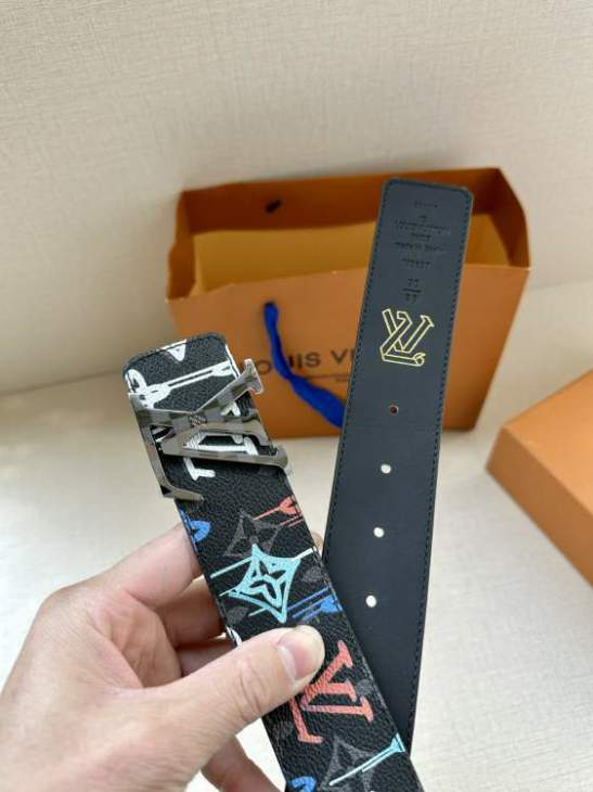 Picture of Louis Vuitton Belts _SKUfw128200977fw